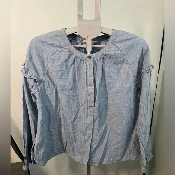 Madewell Denim Collarless Ruffle-Sleeve Shirt‎ Size Large B12 - Picture 1 of 8